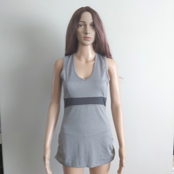 Roots tank top Medium gray workout long line exercise Sleeveless v neck - Picture 1 of 13